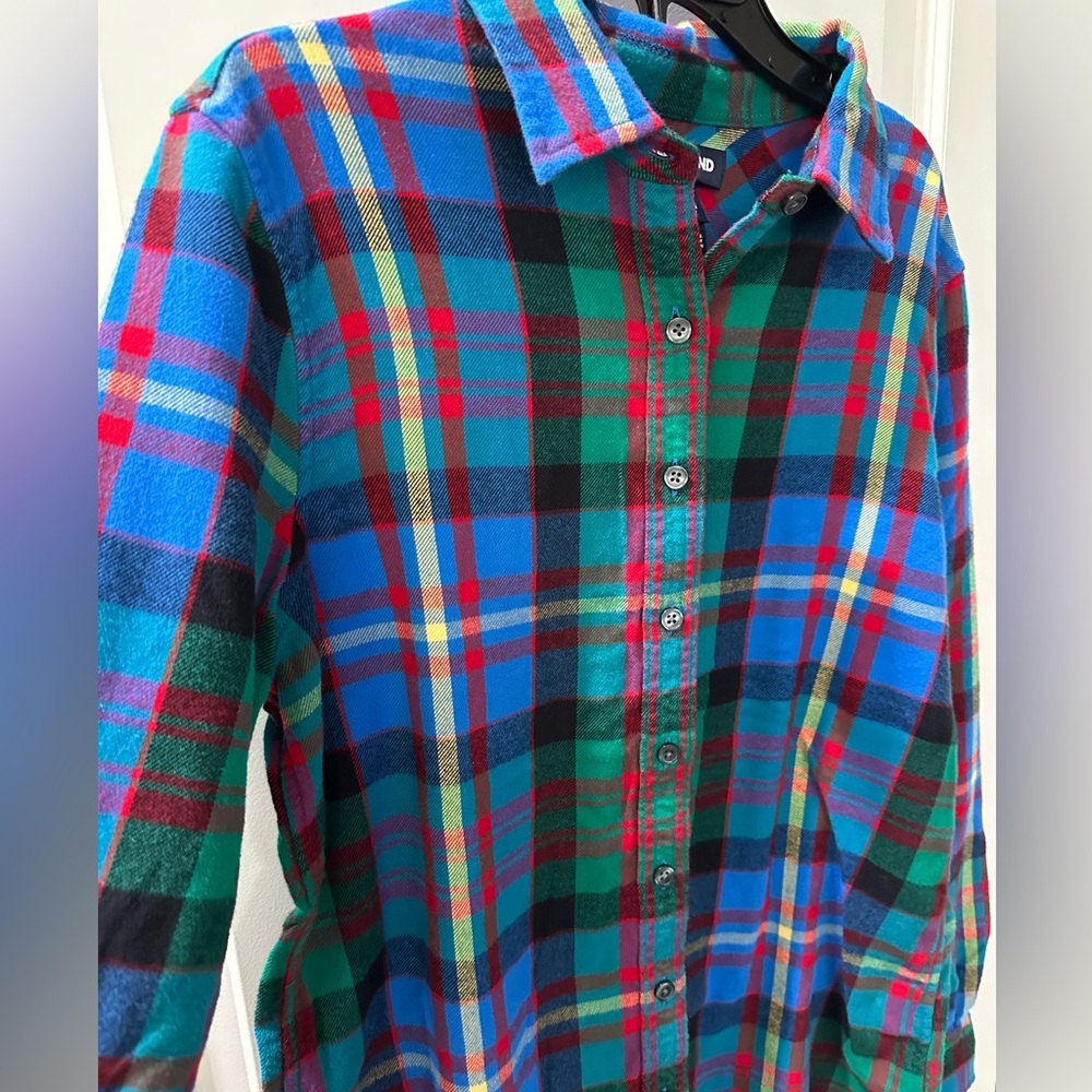 Lands' End Women’s Multicolor Plaid Flannel Shirt - Size 6P - Picture 4 of 5